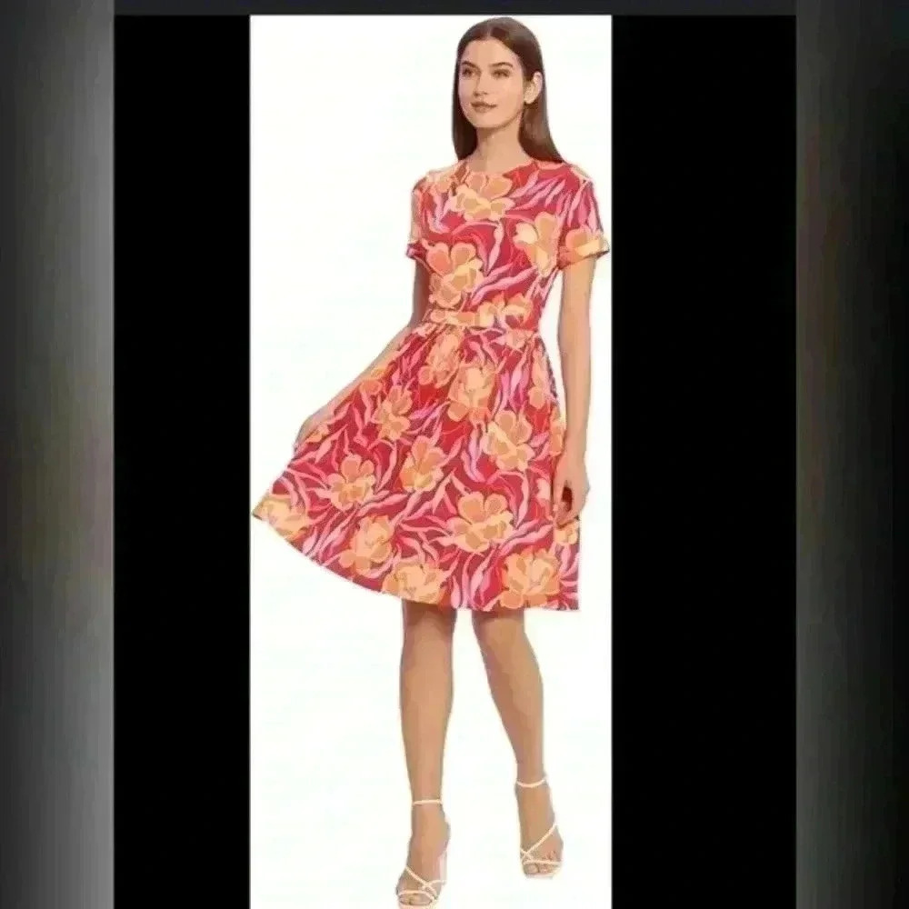MAGGY LONDON Amalia Short Sleeve Jersey Floral Dress NEW